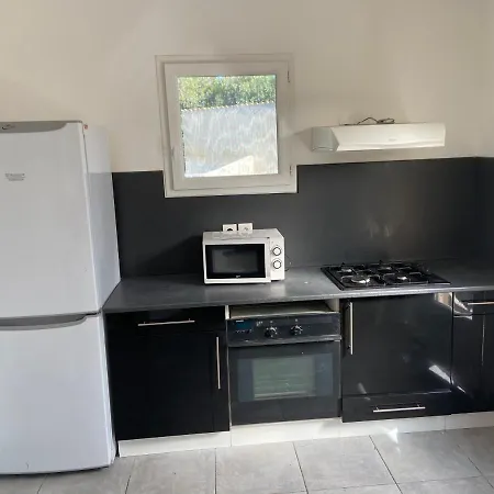 Petit Coin De Paradis En Camargue Entre Aigues Mortes Et Les Saintes Maries De La Mer, Animaux Bienvenus Holiday home Vauvert