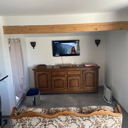 Holiday home Petit Coin De Paradis En Camargue Entre Aigues Mortes Et Les Saintes Maries De La Mer, Animaux Bienvenus *