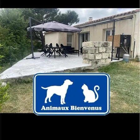 Holiday home Petit Coin De Paradis En Camargue Entre Aigues Mortes Et Les Saintes Maries De La Mer, Animaux Bienvenus *